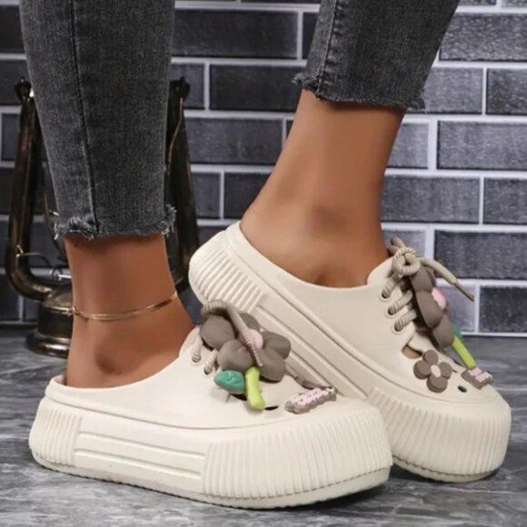 Cream and White Clogs - Picture 3 of 7